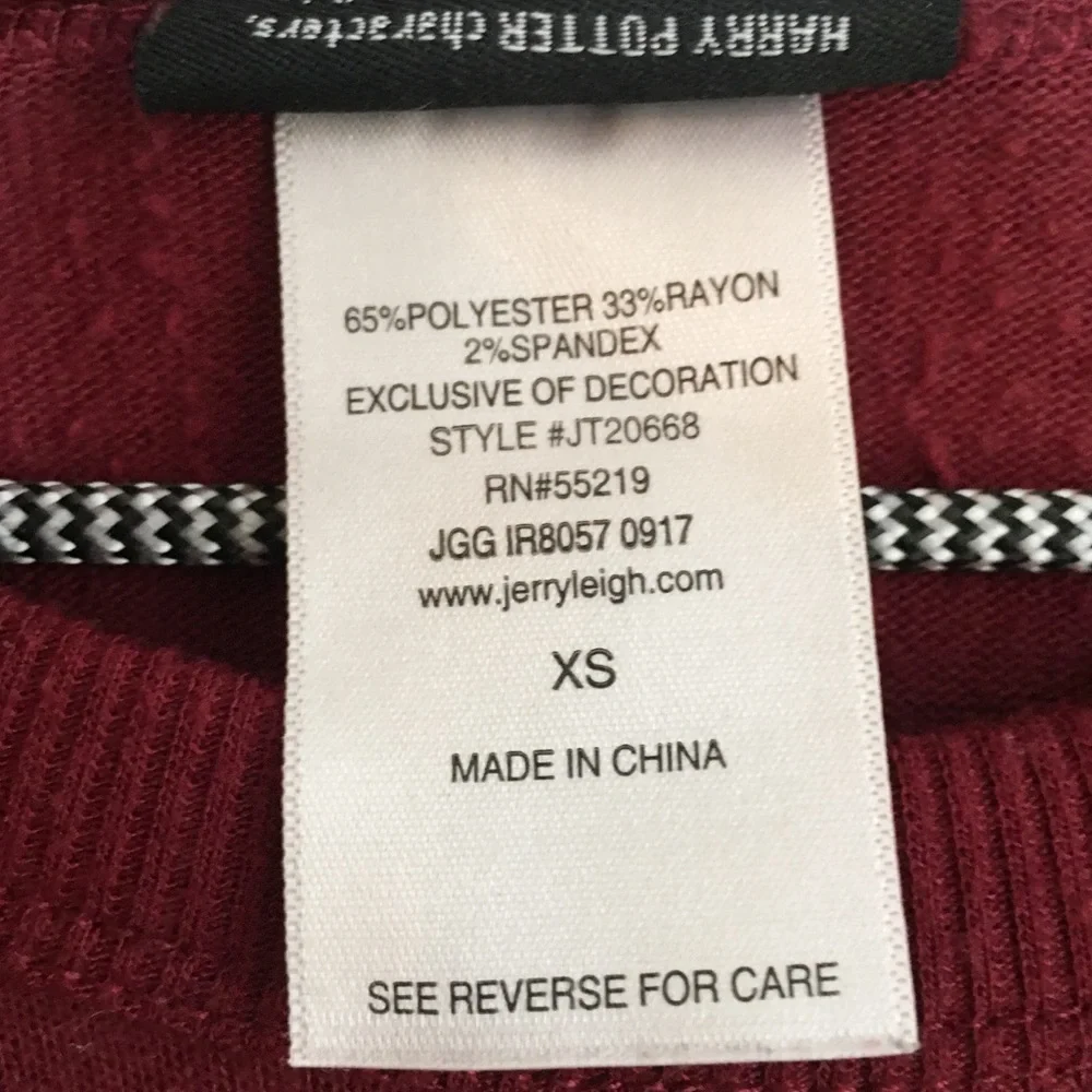 Harry Potter Gryffindor Sweater Burgundy Size Extra Small - Picture 4 of 8
